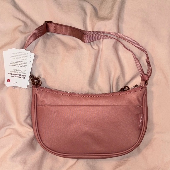 ‼️‼️SOLD‼️‼️ Lululemon City Essentials Mini Shoulder
Bag 1L NWT - Picture 2 of 5